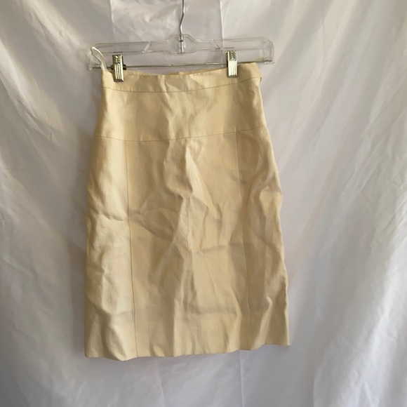 CHANEL BOUTIQUE VINTAGE LINEN SKIRT - Picture 2 of 9